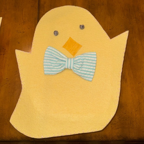 NWOT Pottery Barn Kids Chick Chairbacker - price is firm - Picture 1 of 6